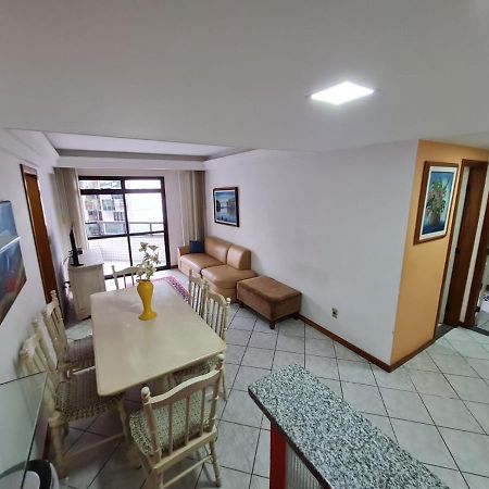 APT Encantador Centro Guarapari, completo, 50 m da praia Exterior foto