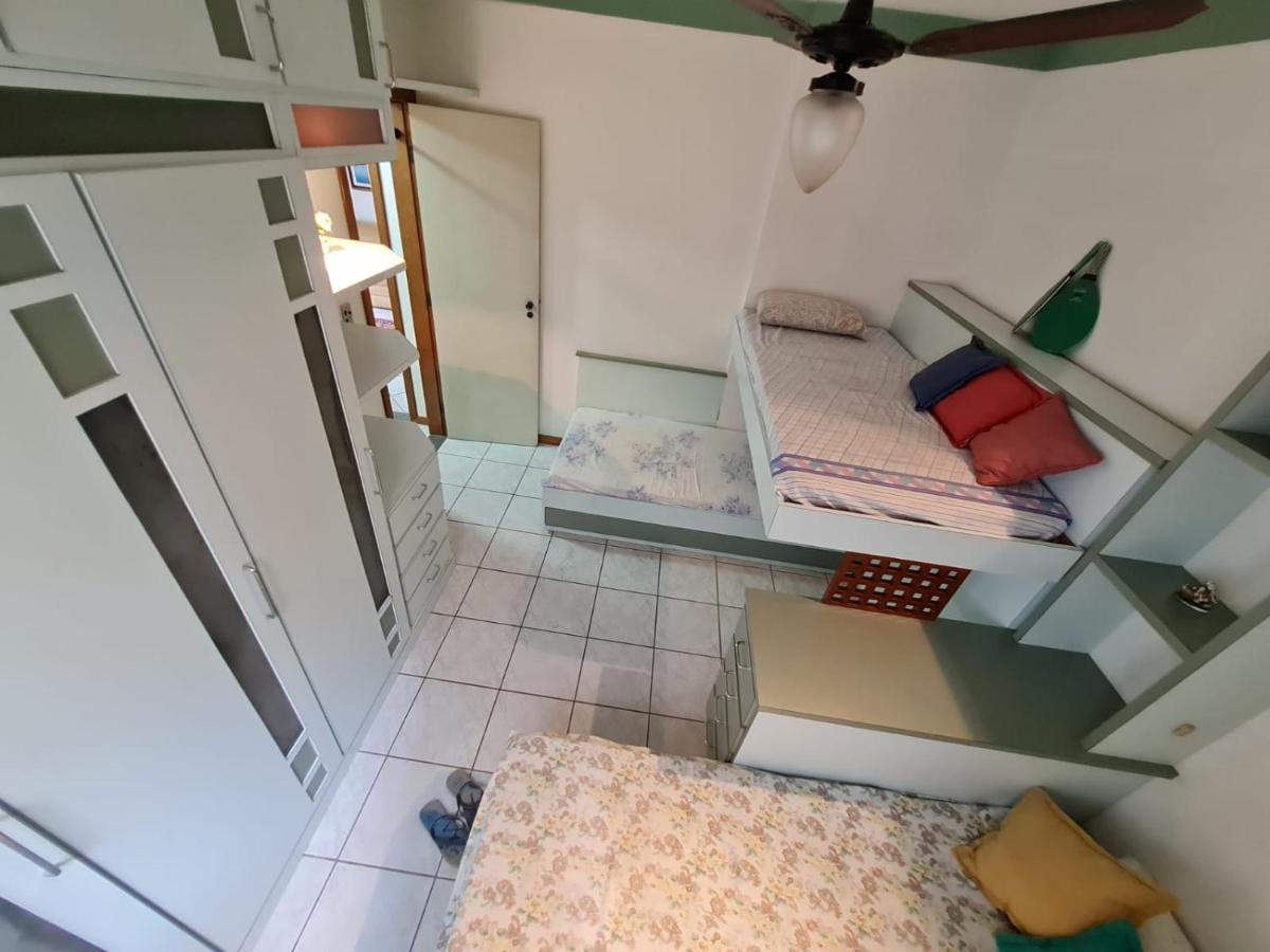 APT Encantador Centro Guarapari, completo, 50 m da praia Exterior foto